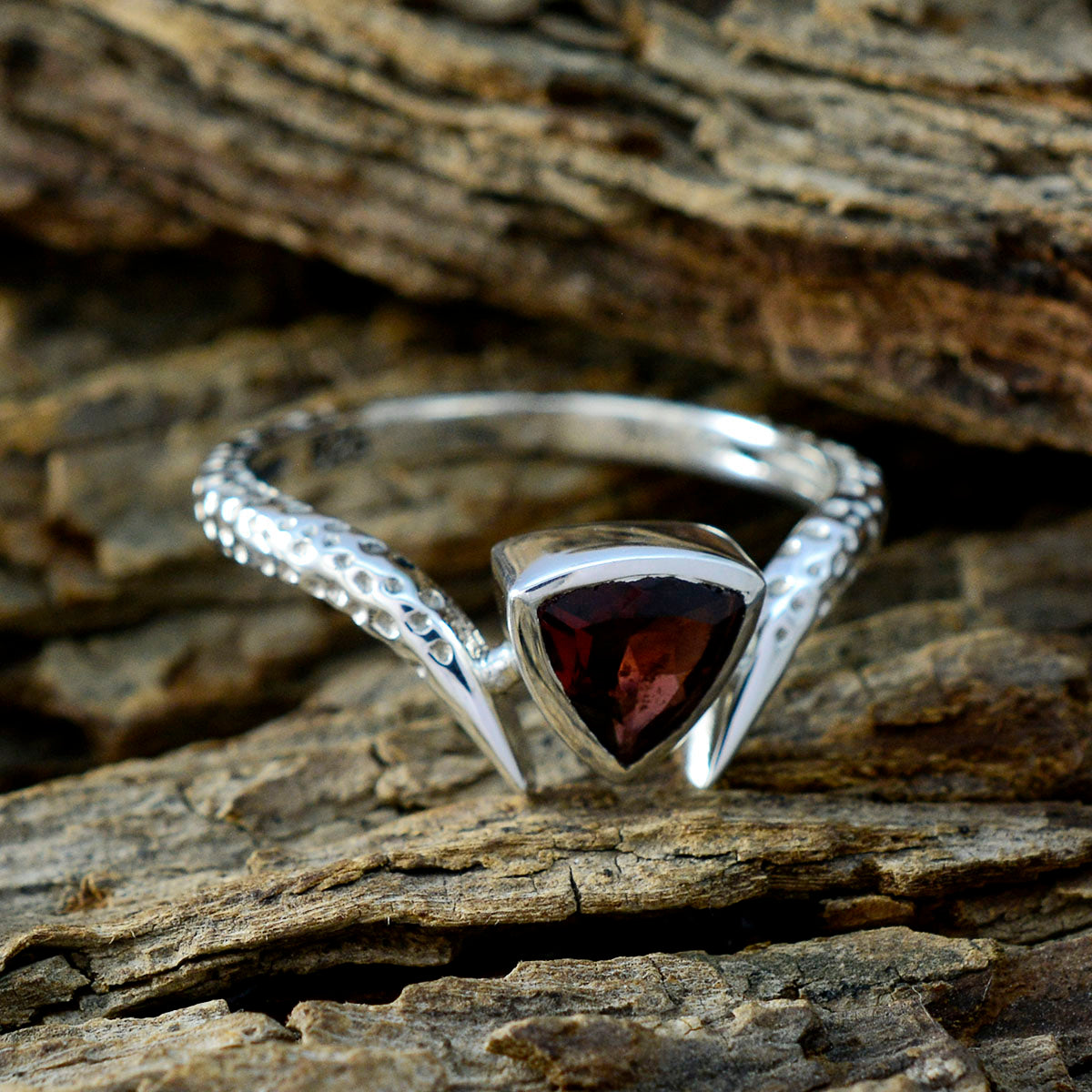 Garnet Solitaire Turkish 92.5 Silver Red Gemstones Whisper thin Retro Ring Jewellery