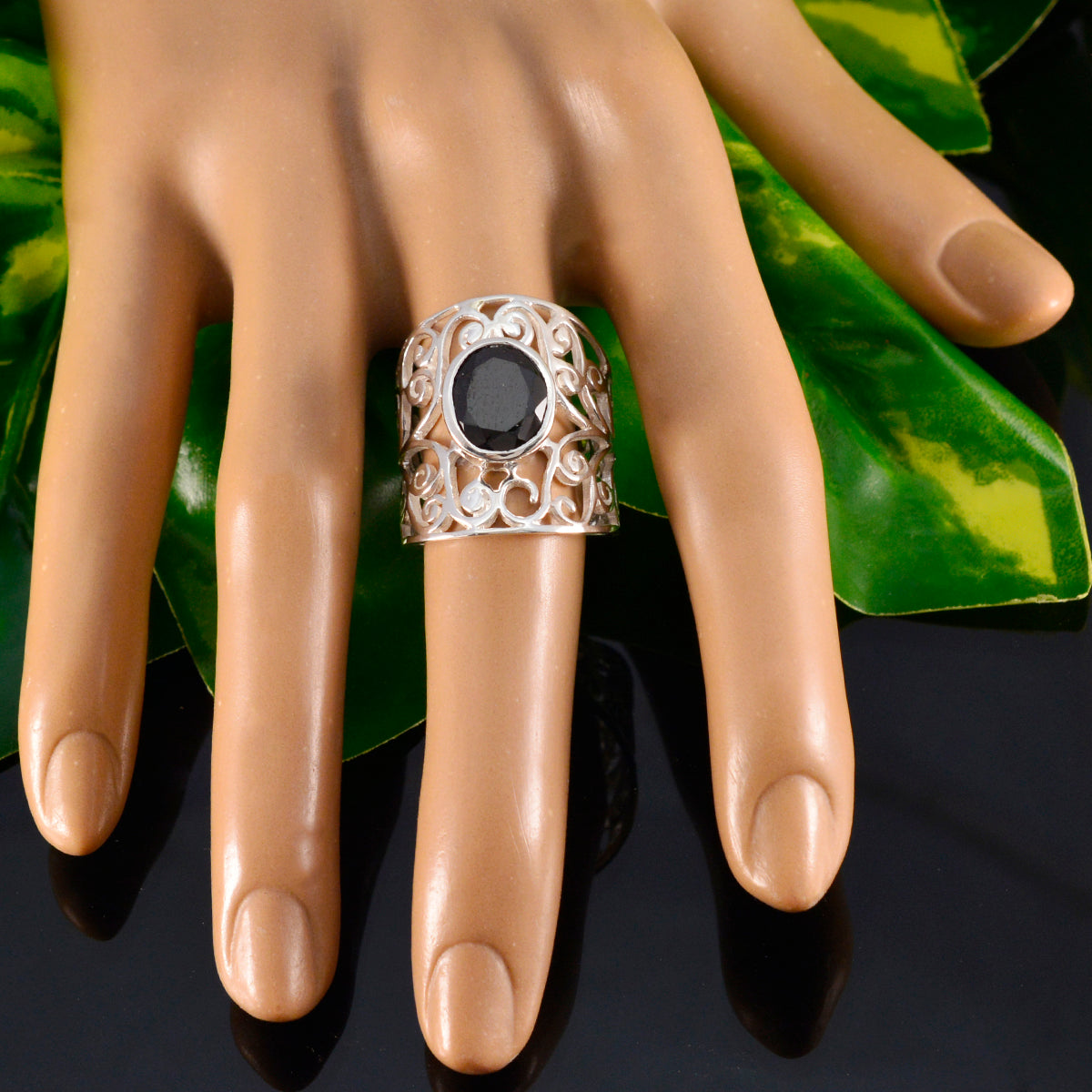 Garnet Solitaire Mexican Sterling Silver Red Gems Versatile Filigree  Ring Jewellery