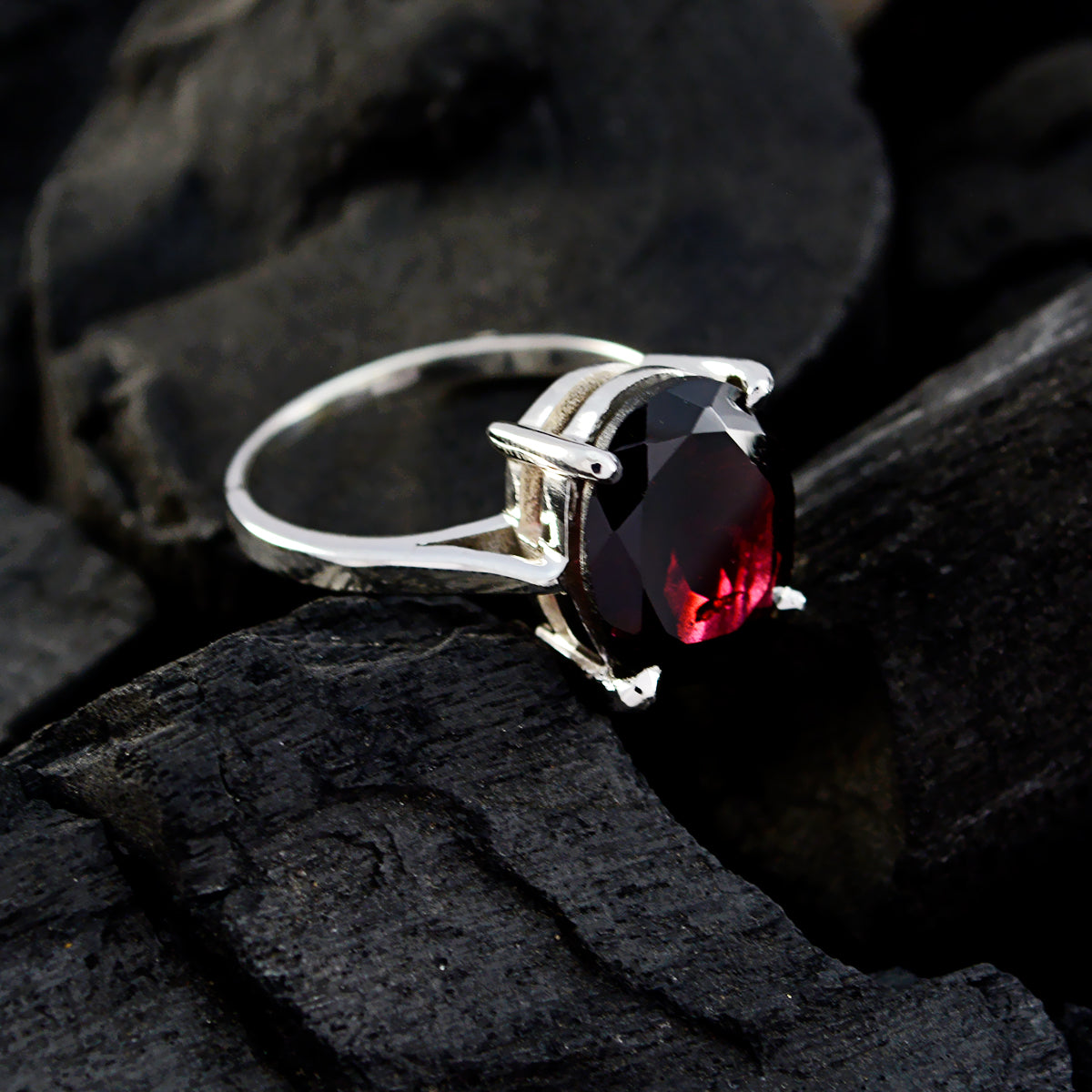 Garnet Solitaire Egyptian 925 Silver Red Gemstone Featherlight Boho Ring Jewelry