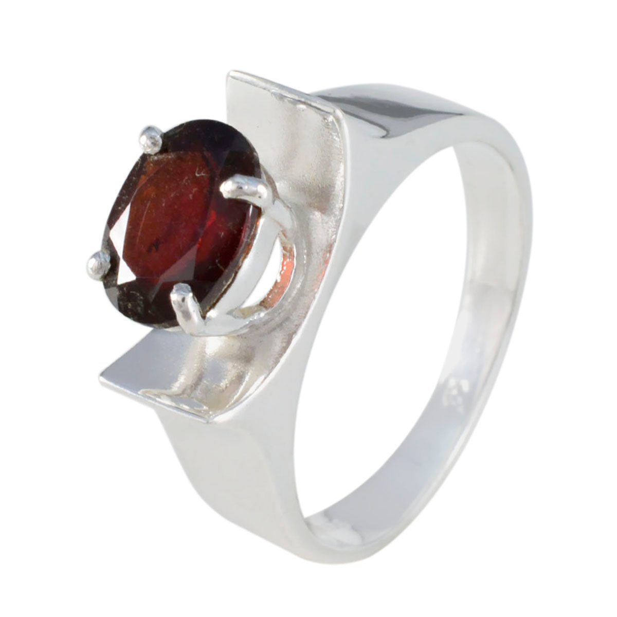 Garnet Solitaire Moroccan Sterling Silver Red Gems Eye catching Engagement Ring Jewellery