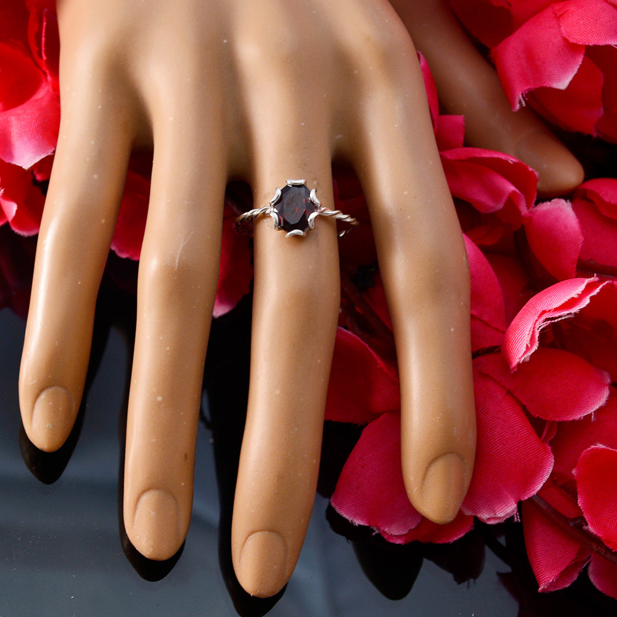 Garnet Solitaire Korean Sterling Silver Red Gemstone Elegant  Twist Ring Jewellery