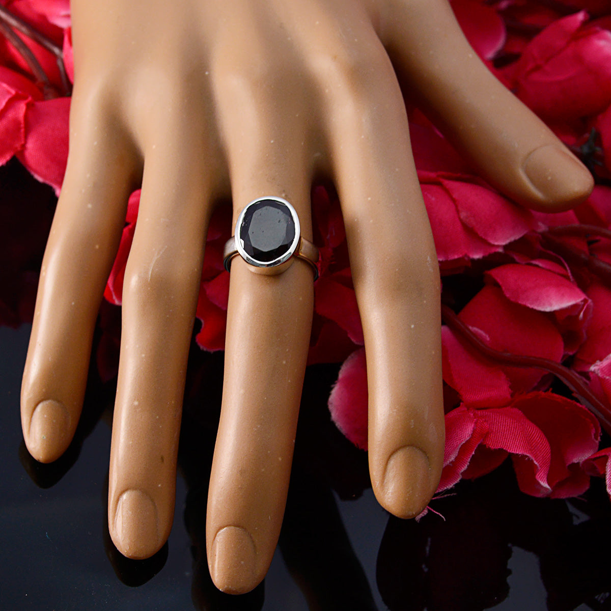 Garnet Solitaire Moroccan 92.5 Silver Red Gemstone Slim Boho Ring Jewellery