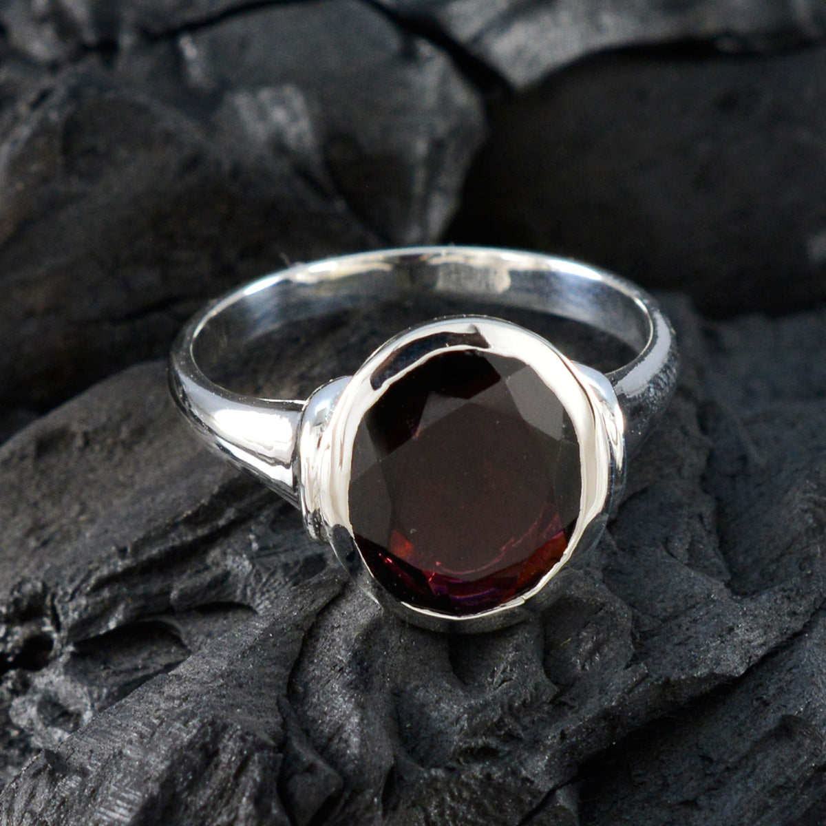 Garnet Solitaire German Sterling Silver Red Gems Minimal Ethnic Ring Jewelry