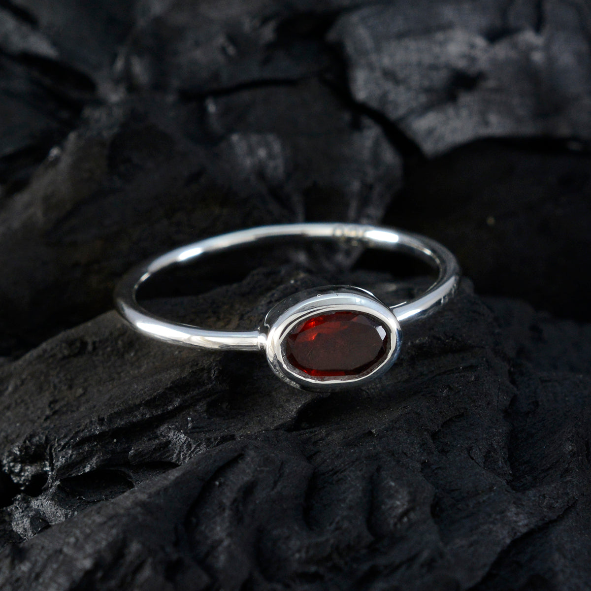 Granat Solitär Japanisches 925 Sterling Silber Rote Edelsteine Eleganter Luxuriöser Ring Schmuck