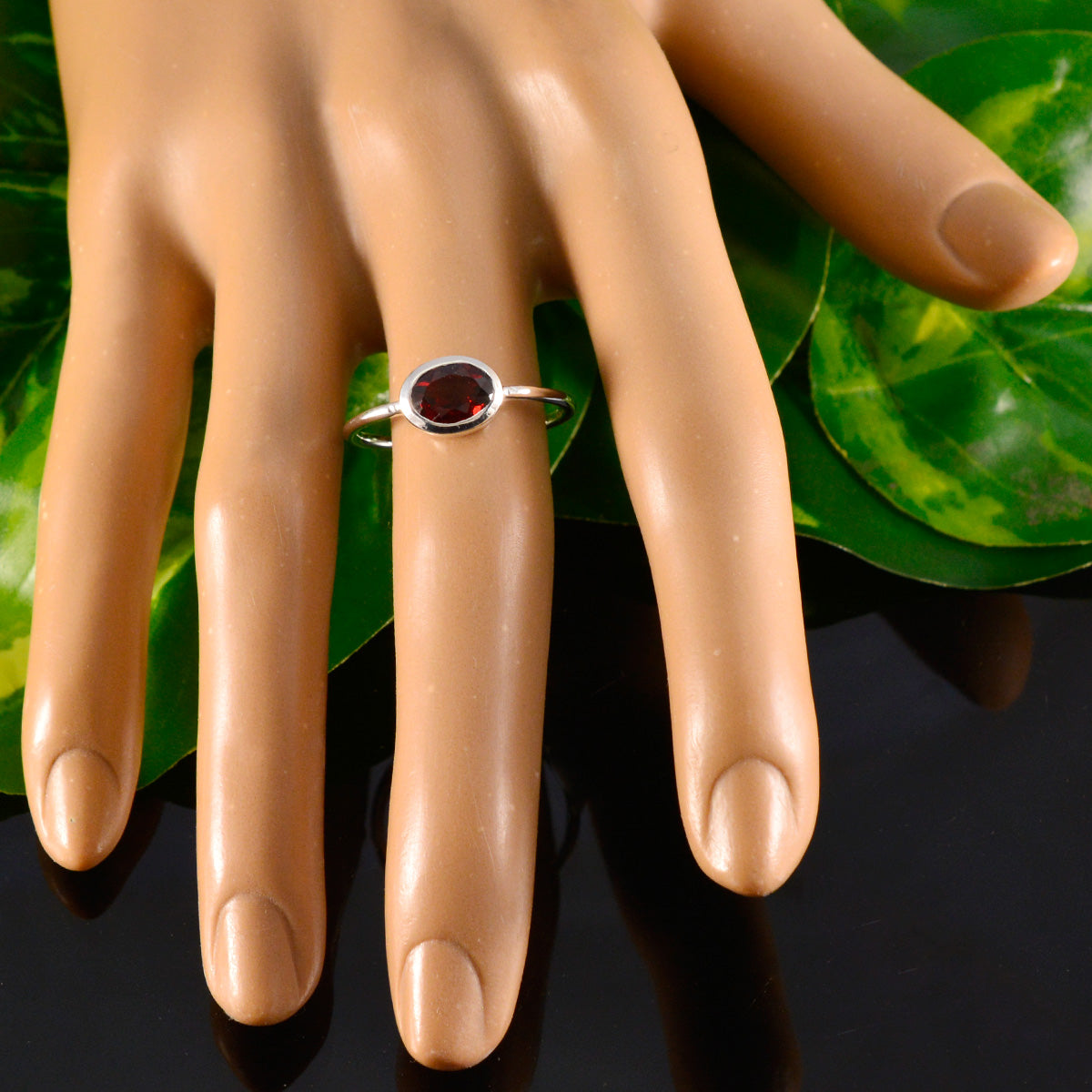 Garnet Solitaire American 925 Sterling Silver Red Gemstone Elegant  Feminine Ring Jewellery