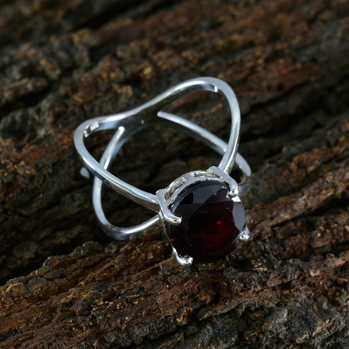 Garnet Solitaire German 92.5 Silver Red Gems Tiny Trendy Ring Jewelry