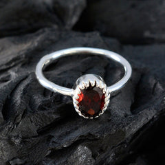 Garnet Solitaire Japanese Sterling Silver Red Gemstone Delicate Luxurious Ring Jewellery