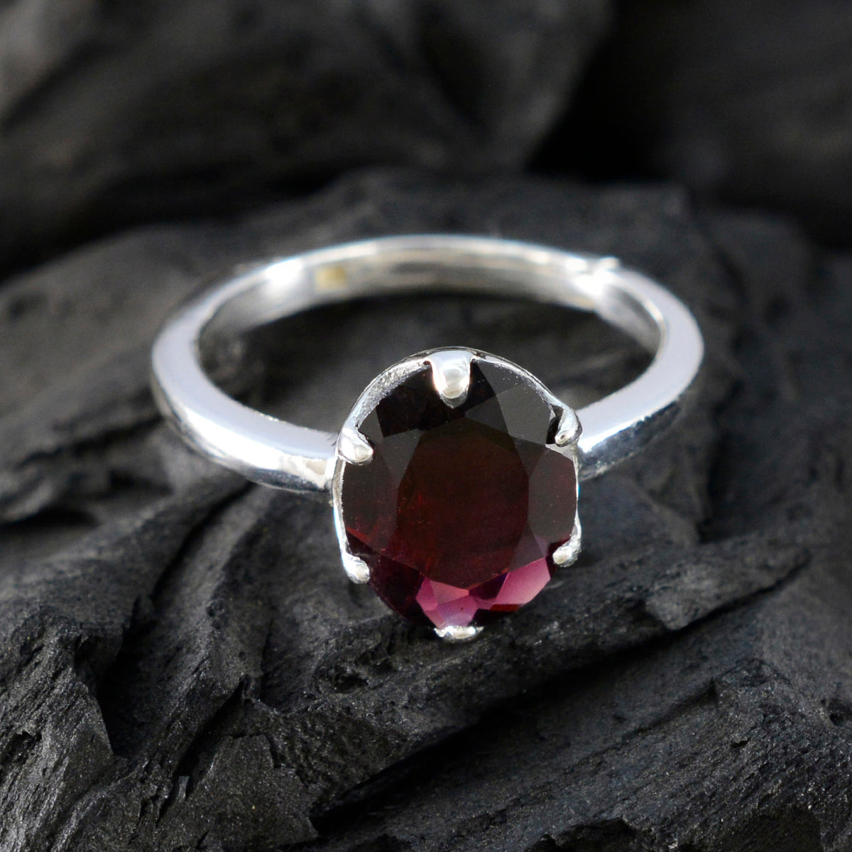 Garnet Solitaire Korean Sterling Silver Red Gemstones Delicate Sophisticated Ring Jewellery