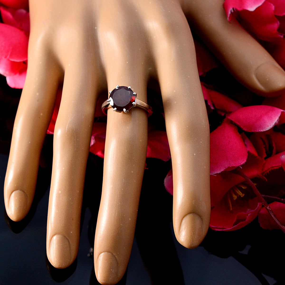 Garnet Solitaire Korean Sterling Silver Red Gems Whisper thin Glamorous Ring Jewellery