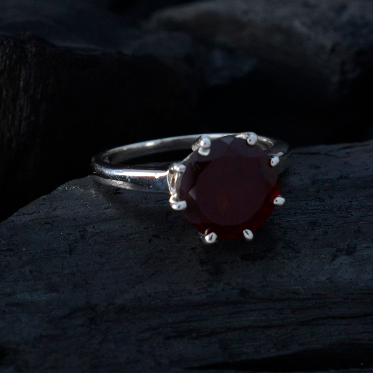 Garnet Solitaire Korean Sterling Silver Red Gems Whisper thin Glamorous Ring Jewellery