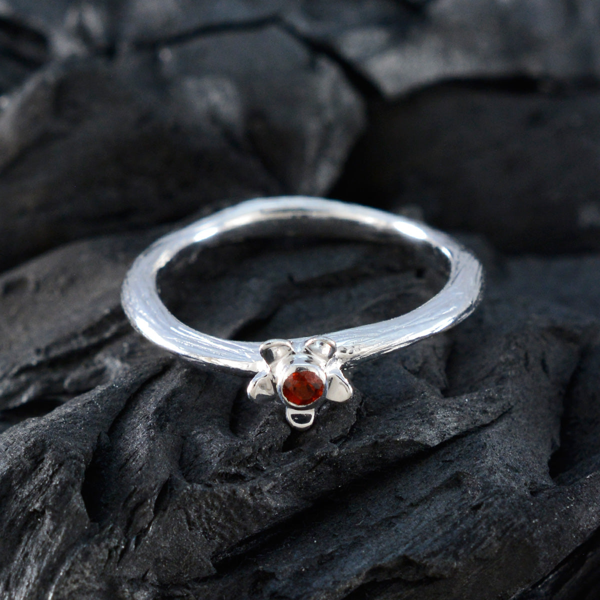 Garnet Solitaire Turkish 925 Sterling Silver Red Gems Dainty Glamorous Ring Jewellery