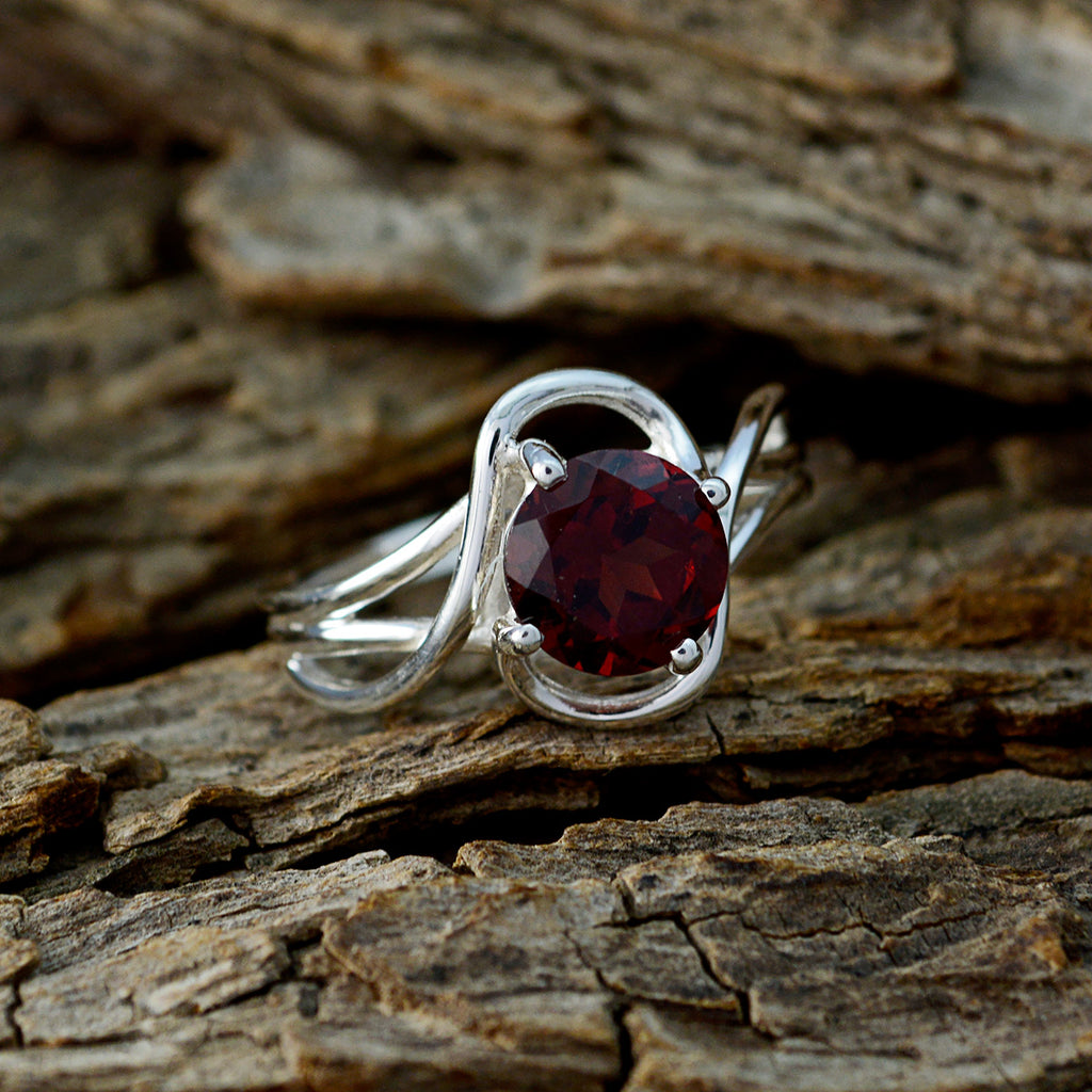Garnet Solitaire Japanese Sterling Silver Red Gems Delicate Luxurious Ring Jewelry