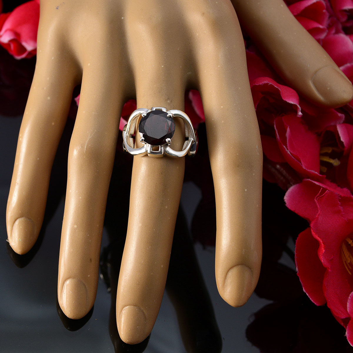 Garnet Solitaire African 925 Sterling Silver Red Gemstones Minimal Contemporary Ring Jewelry