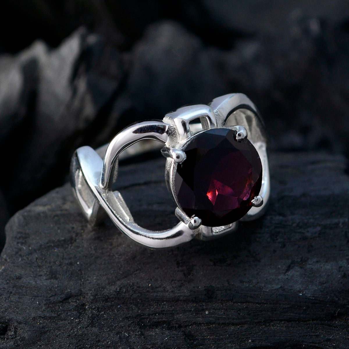 Garnet Solitaire African 925 Sterling Silver Red Gemstones Minimal Contemporary Ring Jewelry