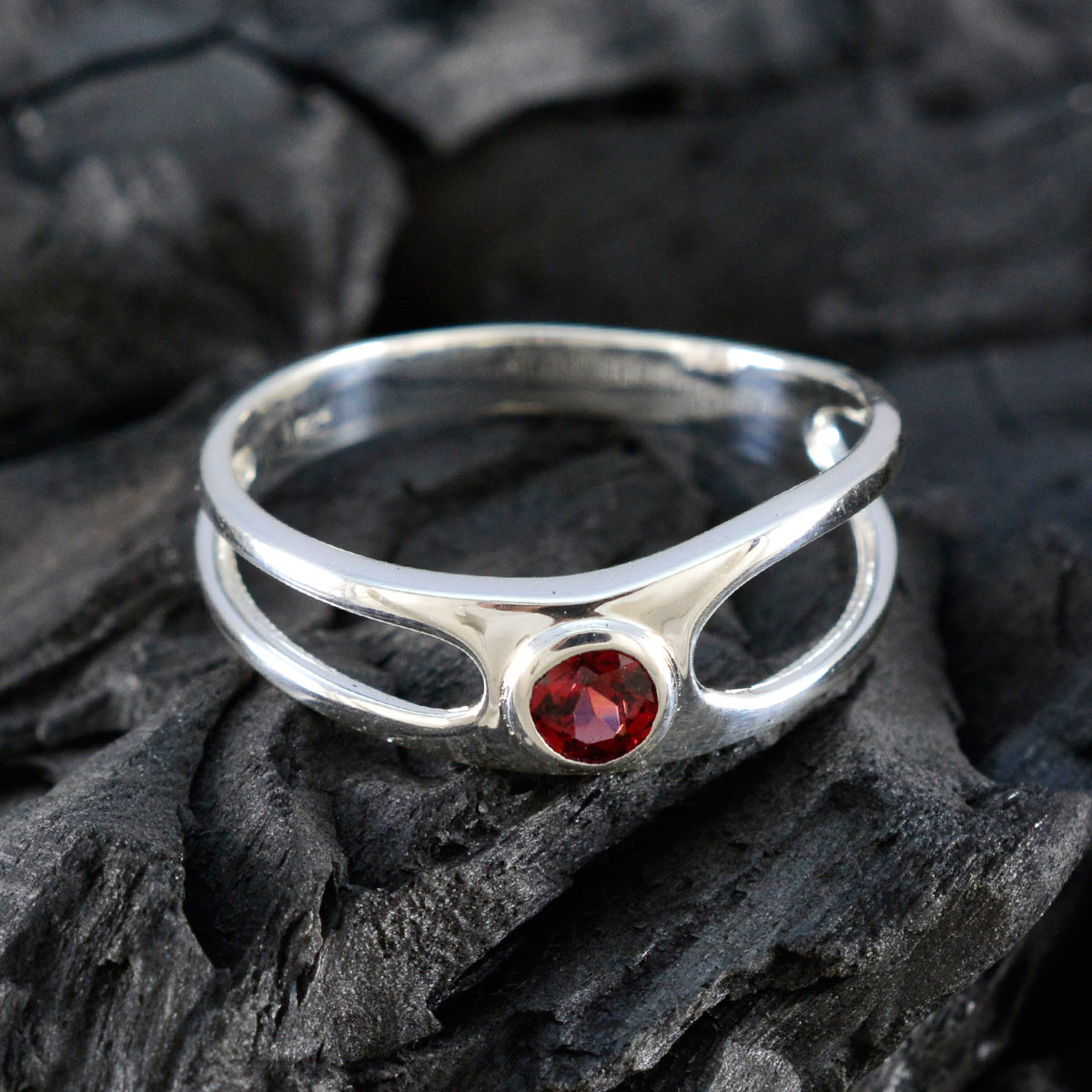 Garnet Solitaire Japanese Silver Red Gemstones Whisper thin Romantic Ring Jewelry