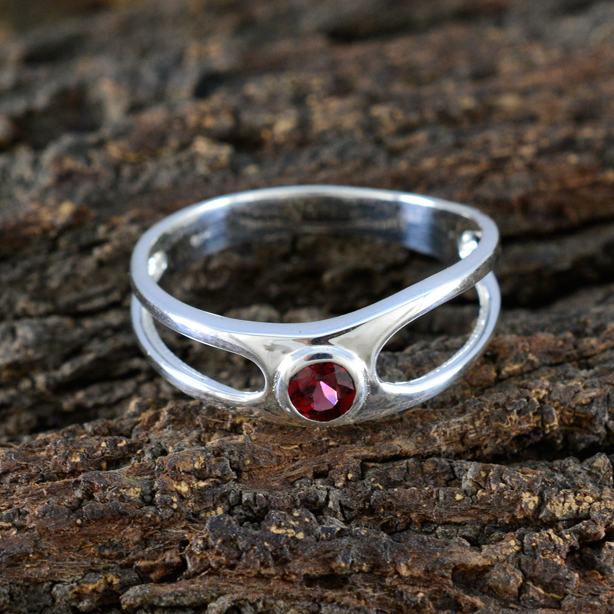 Garnet Solitaire Japanese Silver Red Gemstones Whisper thin Romantic Ring Jewelry