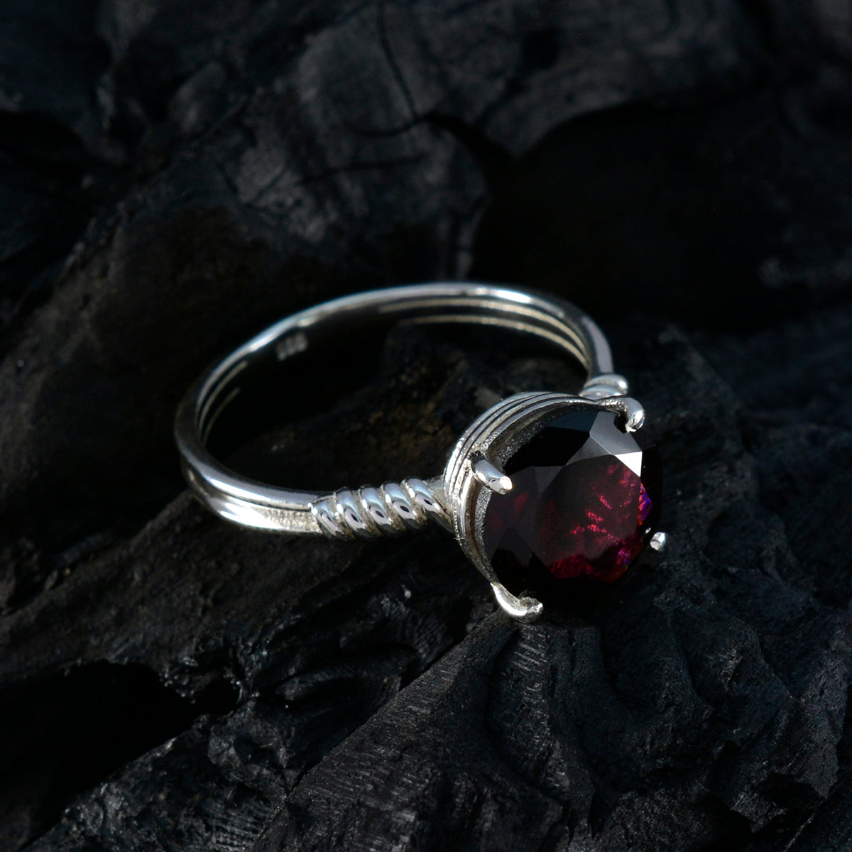 Garnet Solitaire American 925 Silver Red Gemstone Whisper thin Trendy Ring Jewelry