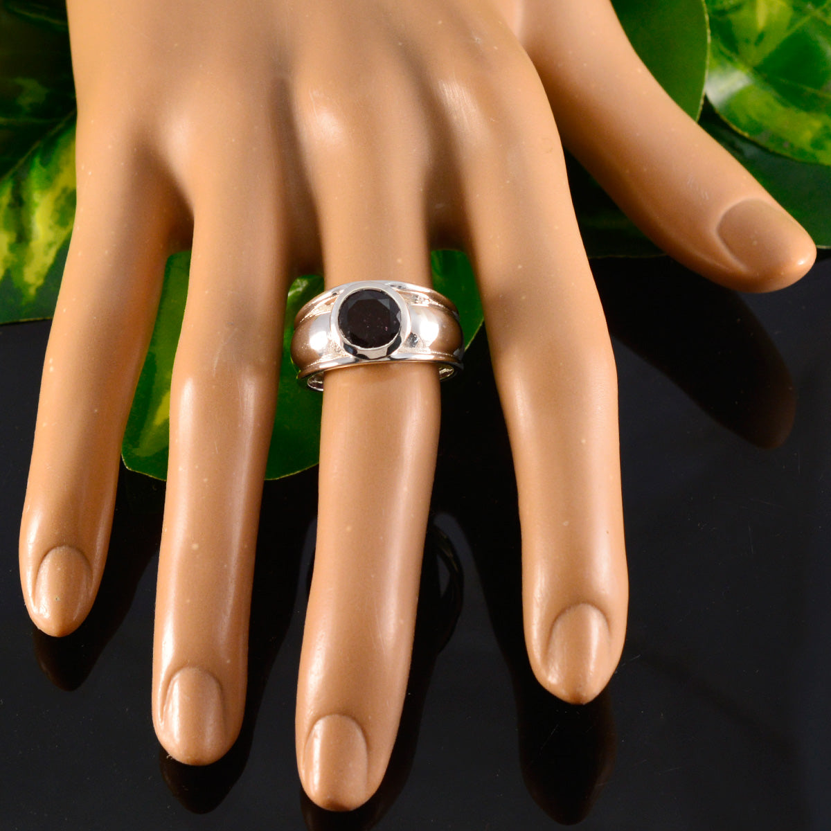 Garnet Solitaire Indian Sterling Silver Red Gems Classic Feminine Ring Jewelry