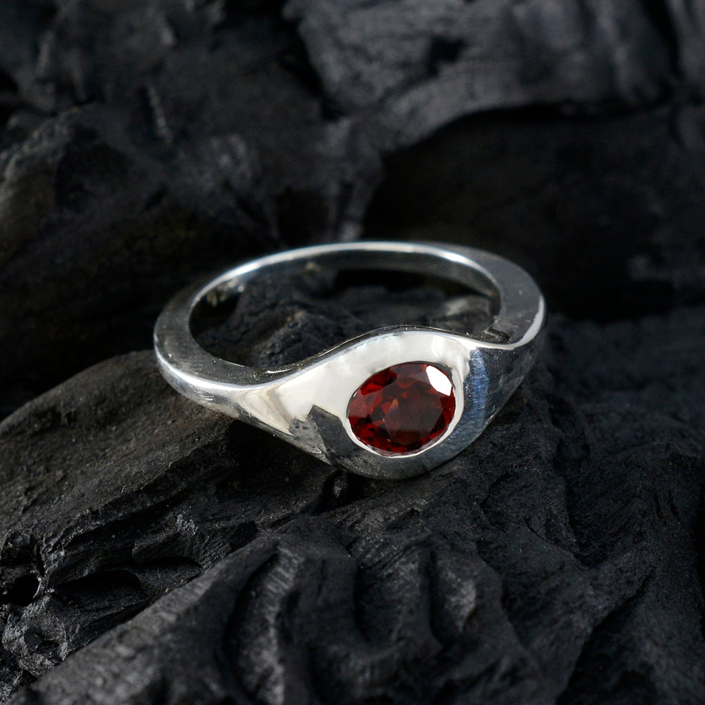 Garnet Solitaire Egyptian Silver Red Gemstones Featherlight Sophisticated Ring Jewellery