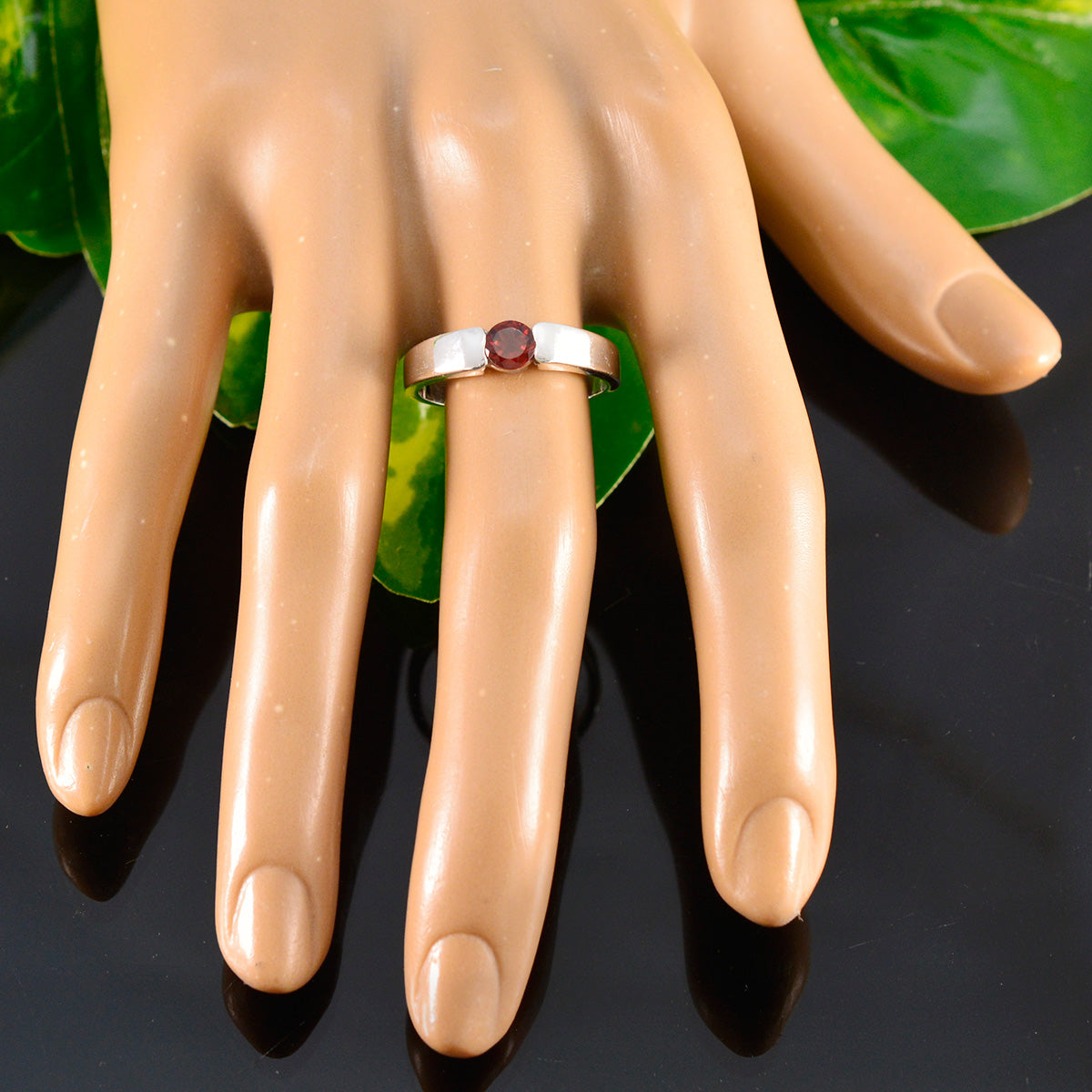 Garnet Solitaire Russian 925 Silver Red Gemstones Slim Luxurious Ring Jewelry