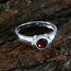 Garnet Solitaire Indian 925 Sterling Silver Red Gemstones Featherlight Glamorous Ring Jewelry