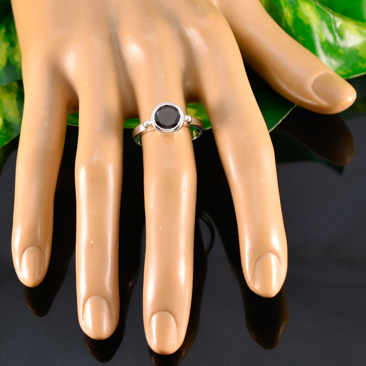 Garnet Solitaire Egyptian Silver Red Gemstone Slim Glamorous Ring Jewellery