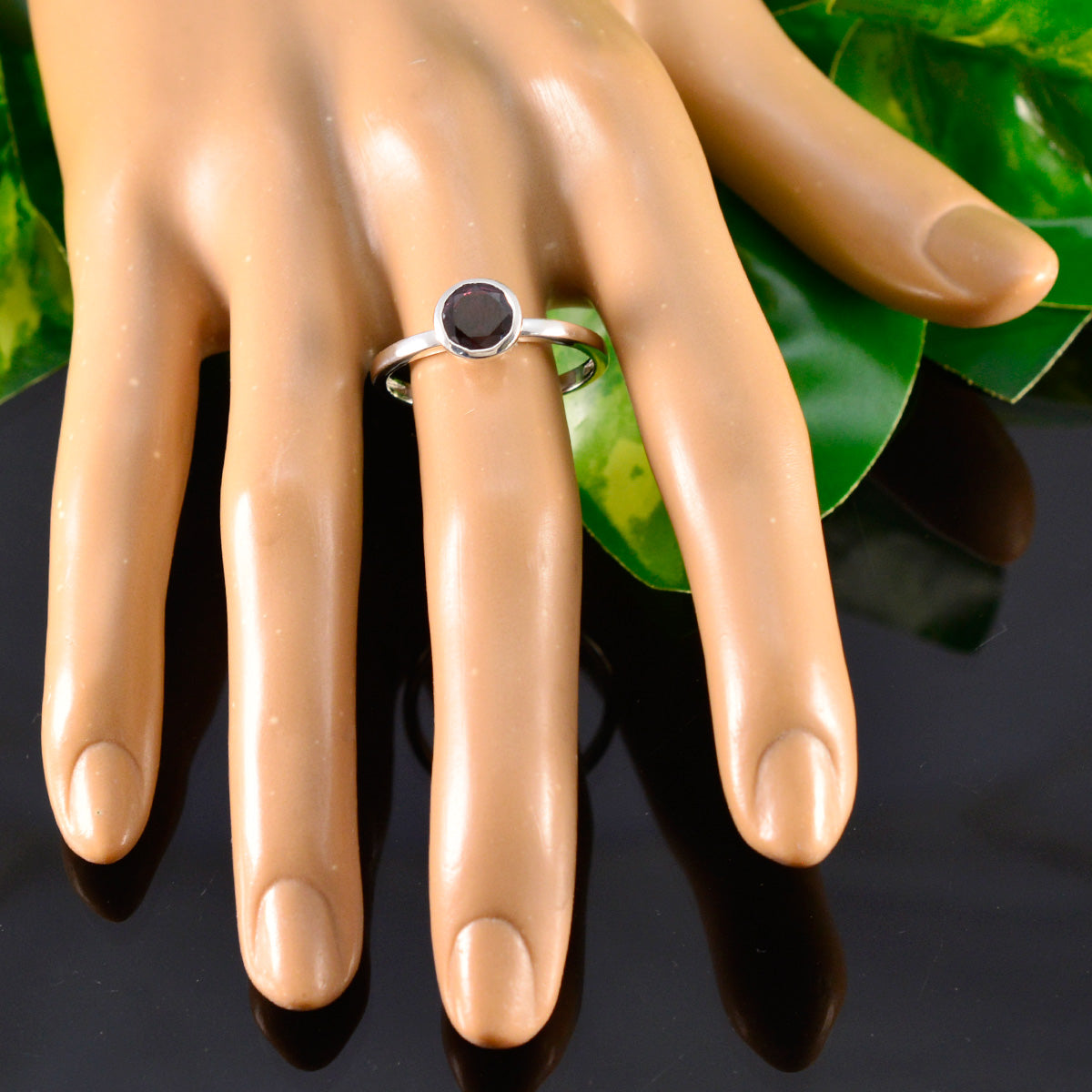 Garnet Solitaire Japanese 925 Silver Red Gemstone Dainty Modern Ring Jewelry