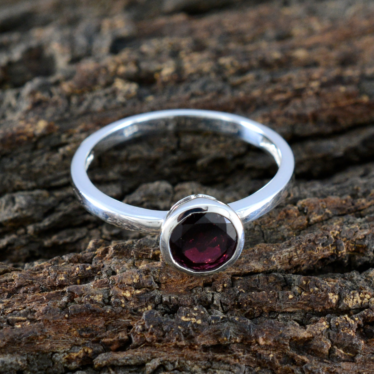 Garnet Solitaire Japanese 925 Silver Red Gemstone Dainty Modern Ring Jewelry