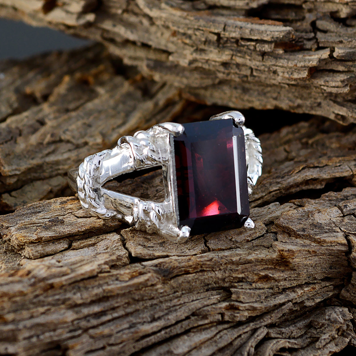 Garnet Solitaire Australian 92.5 Silver Red Gemstones Versatile Rope Wire Ring Jewellery
