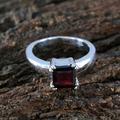 Garnet Solitaire Russian 92.5 Silver Red Gems Classic Glamorous Ring Jewelry