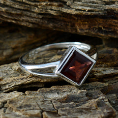 Garnet Solitaire American Sterling Silver Red Gemstone Dainty Fairytale Ring Jewellery
