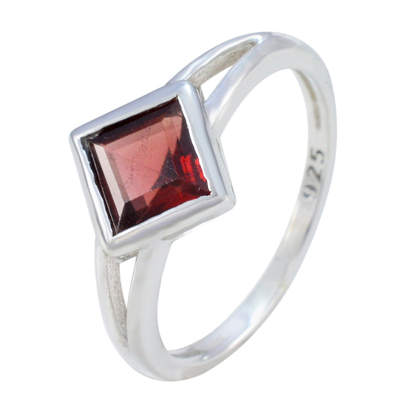 Garnet Solitaire American Sterling Silver Red Gemstone Dainty Fairytale Ring Jewellery