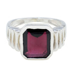 Garnet Solitaire Russian 92.5 Silver Red Gemstones Mid weight Signet Ring Jewelry