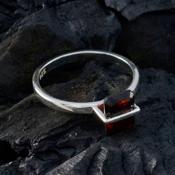 Garnet Solitaire Japanese 925 Silver Red Gemstones Dainty Contemporary Ring Jewelry