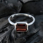 Garnet Solitaire American 925 Silver Red Gemstones Dainty Contemporary Ring Jewellery