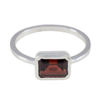Garnet Solitaire American 925 Silver Red Gemstones Dainty Contemporary Ring Jewellery