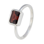 Garnet Solitaire American 925 Silver Red Gemstones Dainty Contemporary Ring Jewellery
