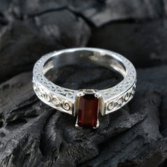 Garnet Solitaire Russian 92.5 Silver Red Gems Eye catching Trendy Ring Jewelry