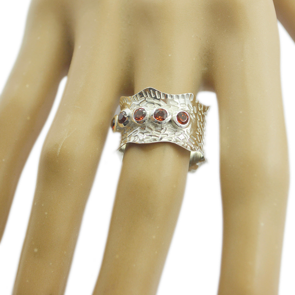 Garnet Penta Egyptian 92.5 Silver Red Gemstone Mid weight Vintage Band Jewellery