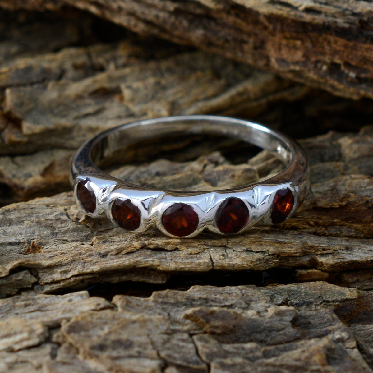 Garnet Penta Korean Silver Red Gemstones Whisper thin Retro Band Jewelry