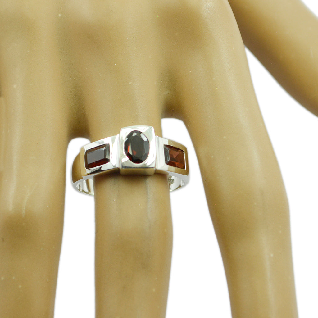 Garnet Trilogy Russian 925 Silver Red Gemstones Tiny Cultural Ring Jewelry