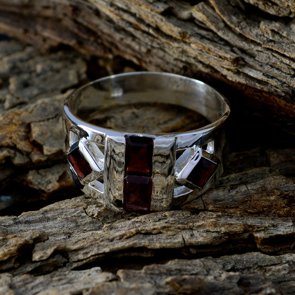 Garnet quarter French 925 Sterling Silver Red Gemstone Eye catching Abstract Ring Jewellery