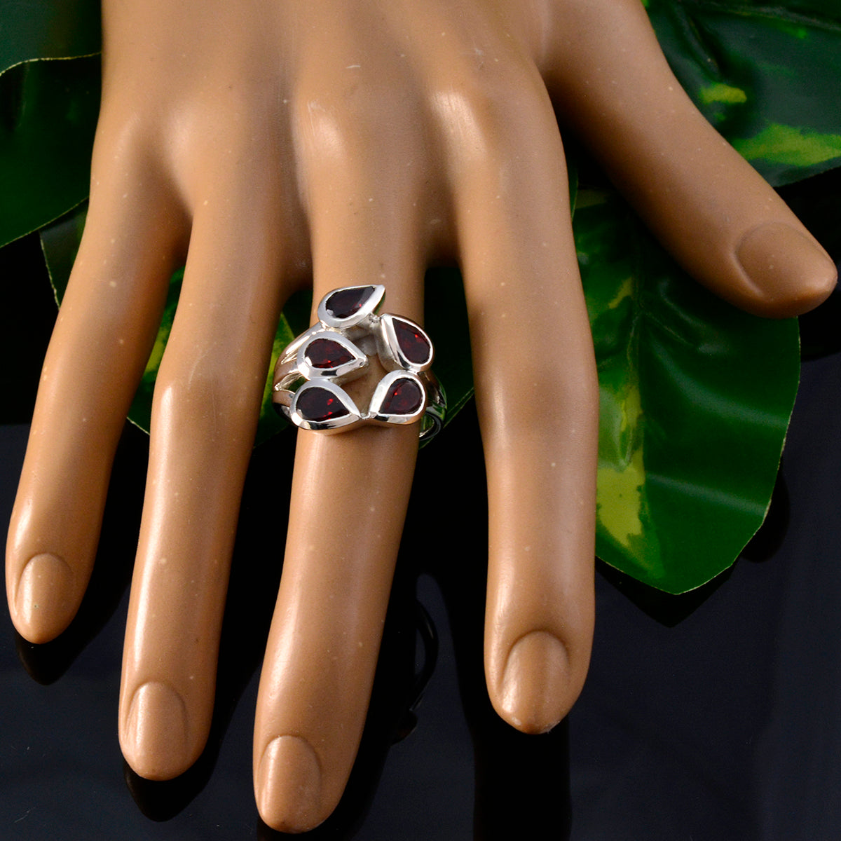 Garnet Penta Moroccan 925 Sterling Silver Red Gemstones Essential  Modern Ring Jewellery