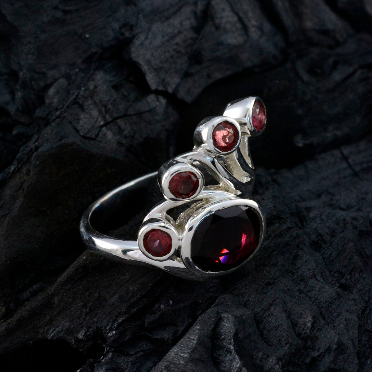 Garnet Penta African Silver Red Gems Versatile Modern Ring Jewelry