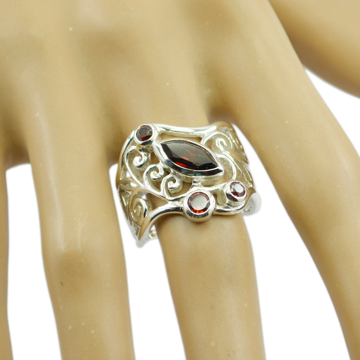 Garnet quarter Spanish 92.5 Silver Red Gemstone Essential  Filigree Ring Jewelry