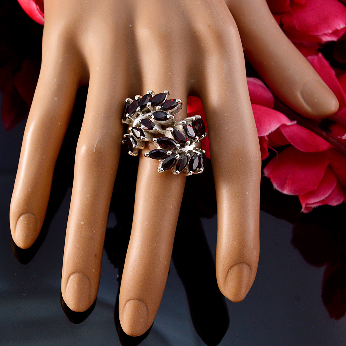 Garnet multiple French Sterling Silver Red Gemstones Chunky Vintage Ring Jewellery