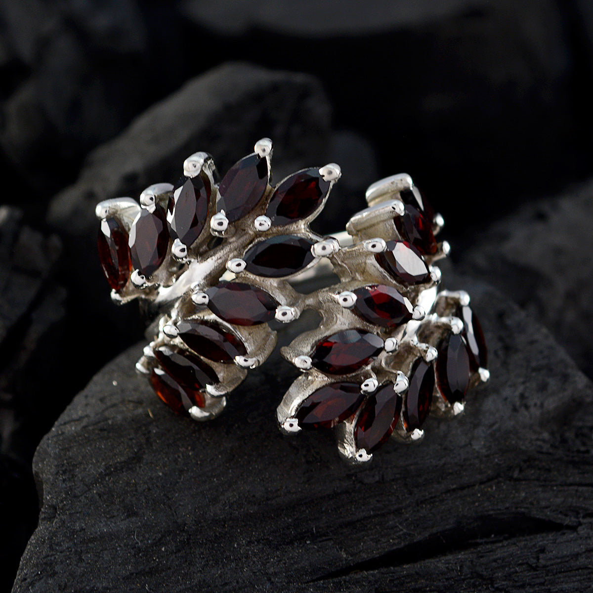 Garnet multiple French Sterling Silver Red Gemstones Chunky Vintage Ring Jewellery