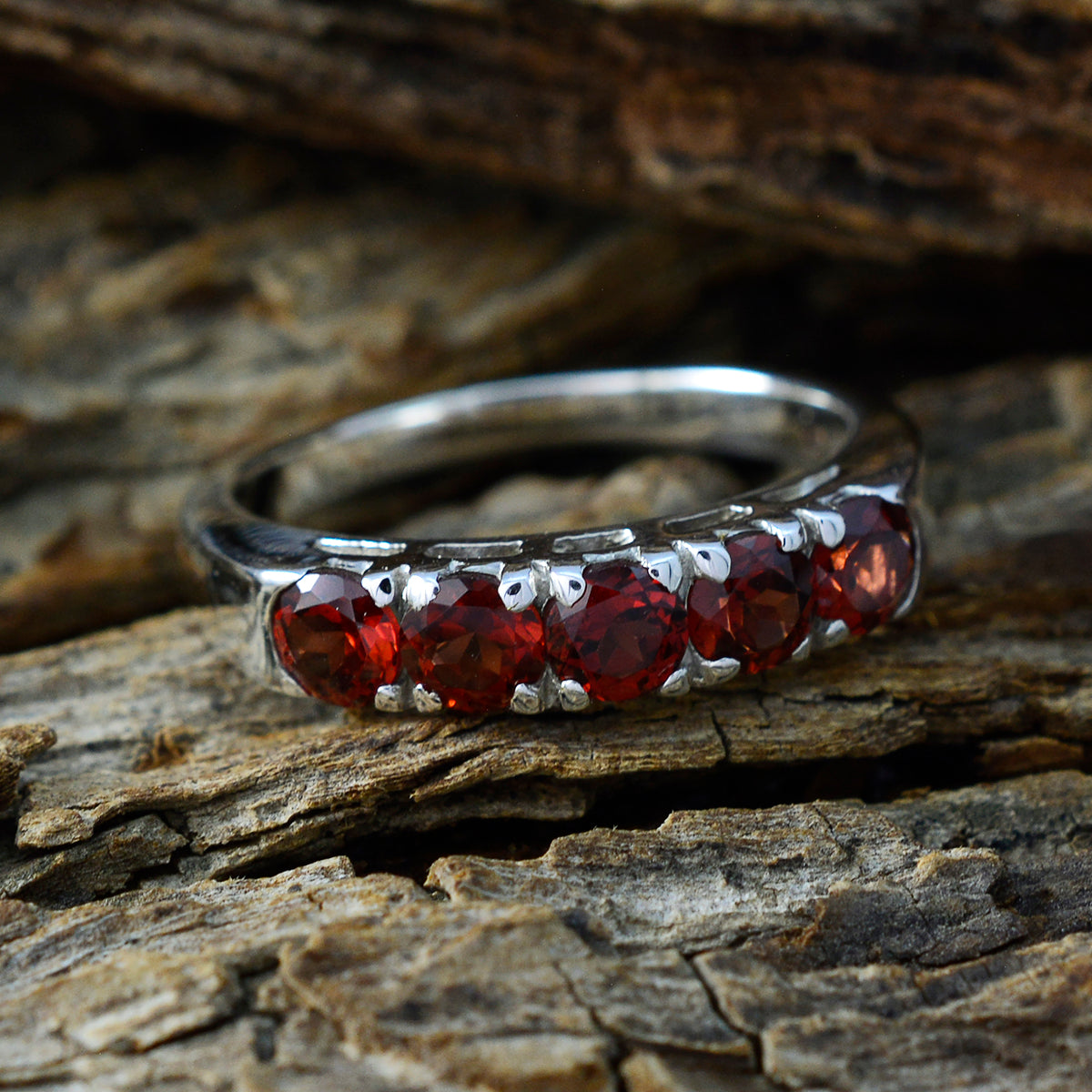 Garnet Penta Korean 925 Silver Red Gems Whisper thin Modern Band Jewelry