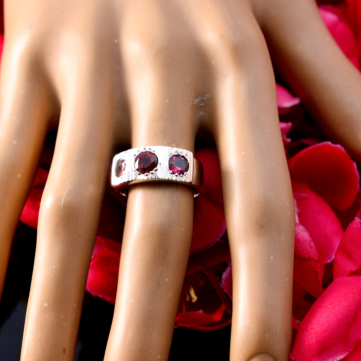 Garnet Trilogy Indian Sterling Silver Red Gems Minimal Boho Ring Jewellery