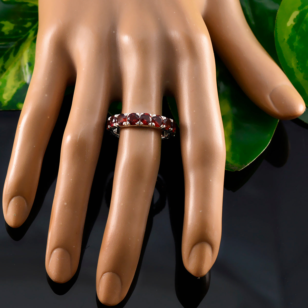 Garnet multiple French 925 Sterling Silver Red Gemstones Featherlight Eternity Band Jewelry